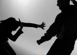 Психбольной бегал по воронежской трассе и просил спасти его мертвую подругу 