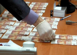 В Воронеже тюремного врача осудили за взятку почти в 5 миллионов