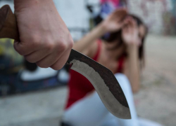 Воронежцы с тюремным стажем ответят в суде за налет на почту России 