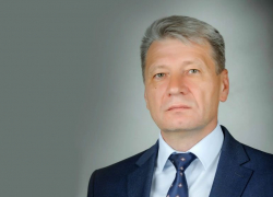Министр безопасности Воронежской области Игорь Попов отмечает 60-летний юбилей