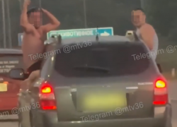 Воронежские десантники отметили День ВДВ поездкой с ветерком 