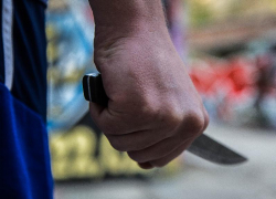 Угрожал ножом: 24-летний липчанин пытался обокрасть женщину в центре Воронежа