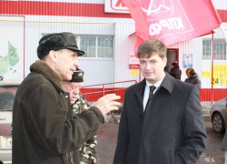 Владимир Калинин подверг сомнению отчет Алексея Гордеева о достижениях в Воронежской области