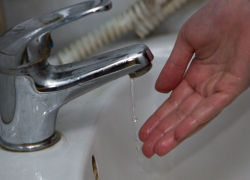 Коммунальная авария в Воронеже: жители двух микрорайонов на сутки остались без воды