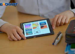 «Руки прочь от каникул»: депутат встал на защиту школьного отдыха 