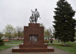 В преддверие Дня Победы будут отремонтированы 6 мемориалов в Воронежской области