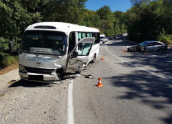 Опубликованы фото лобового ДТП, которое устроил воронежец в курортном городе 