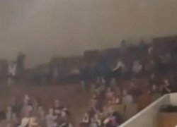 Задымление в Воронежском цирке попало на видео