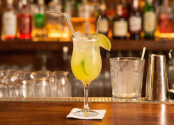 Подробно и с марками: на сколько в январе подорожает водка, рассказали потребителям 