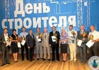 Строители прирулили Людмилу Подшивалову к мэрии Воронежа