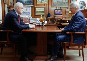 «Дай пять процентов!» или Что Сергей Миронов выпрашивал у Александра Гусева