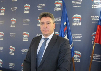 Главврач онкодиспансера и единоросс Иван Мошуров отмечает 56-летие в Воронеже