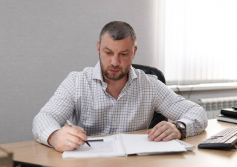 Топовый чиновник ответил на обвинения в «конфликте интересов» с бизнесом жены под Воронежем