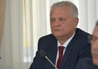 «Мерседес», кэшбек и два дома – на что живет воронежский депутат и новый гендиректор «Аксиомы» Юрий Яковлев