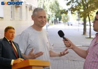 «Ничего не меняется», - избиратели депутата Александра Сысоева высказались о его работе в Воронеже