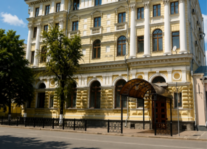  Никто не захотел заниматься ремонтом главного здания воронежского ЗАГС