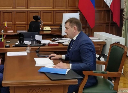 Бывший главный единоросс Воронежской области Владимир Нетесов впервые за долгое время появился в здании облдумы 