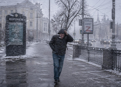Снег, дорогущее такси и пробки: чем удивил воронежцев очередной апрельский понедельник