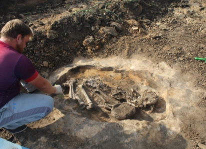 Захоронение эпохи бронзы обнаружили археологи в Воронежской области