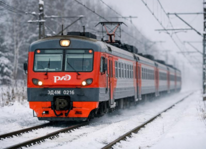 «Мы забили в нейросети и поняли, что реально проблема» – как ЛДПР сделала фейк про электрички в Воронежской области