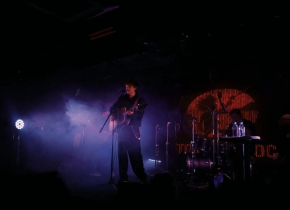 Победитель шоу «Наша новая музыка» Артем Зацепин вернулся в Воронеж и спел песню 15-летней давности