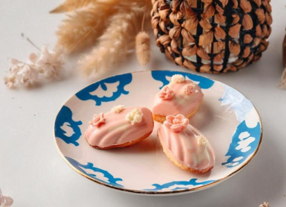 8 Марта в Lali: Восточная сказка и звуки скрипки 