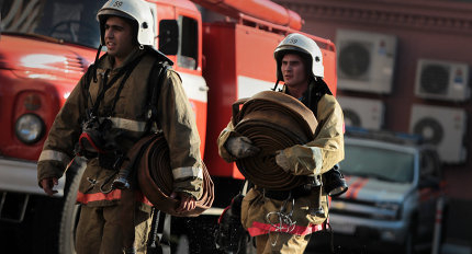 В Воронеже спасатели эвакуировали 6 человек из-за пожара в квартире