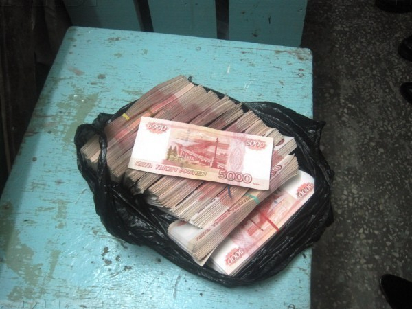 Воронежец нашел в офисе «украденные» 15 млн рублей