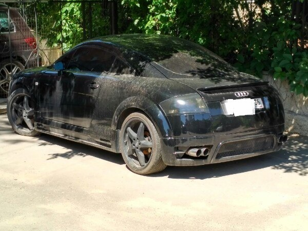 В Воронеже нашли заброшенную Audi TT