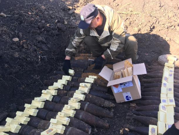 Опубликовано фото с места подрыва 104 снарядов и мин под Воронежем