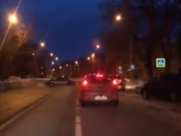Погоню за пьяной автомобилисткой на Машмете сняли на видео воронежцы