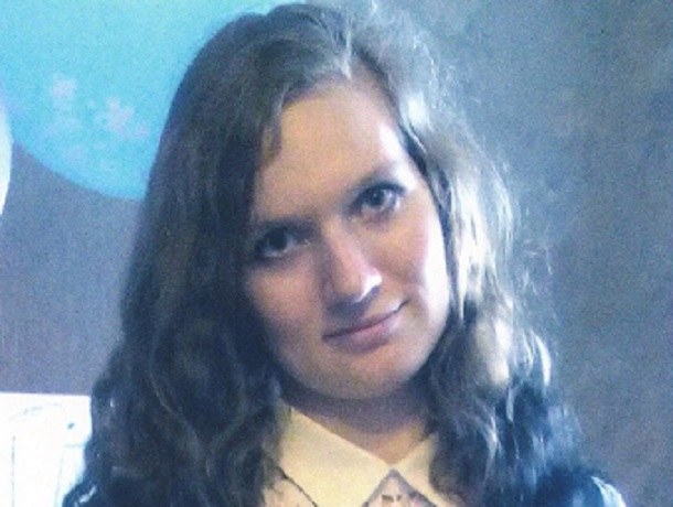 В Воронеже без вести пропала 17-летняя девушка с родинкой на лице