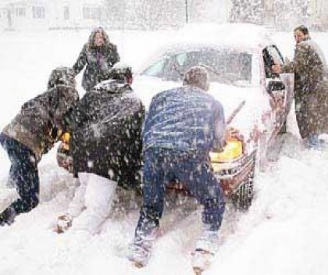 В Воронеже начался сильный снегопад — а в МЧС забыли  предупредить