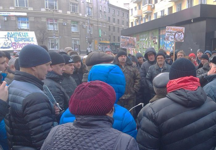 Забастовка дальнобойщиков в Воронеже собрала около 250 человек