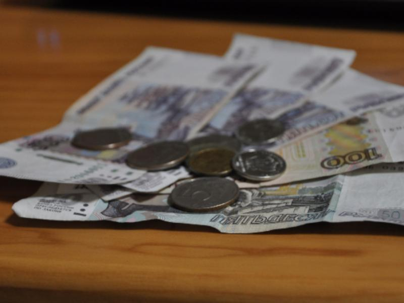 Жительница Воронежа решила устроиться на работу и попалась на 200 тысяч рублей