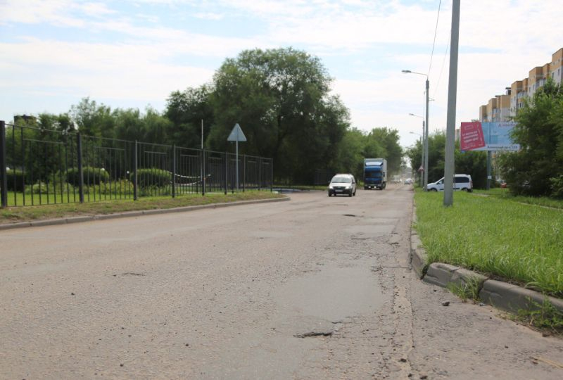 Убитую дорогу на Урывского отремонтируют и расширят за 150 млн рублей в Воронеже