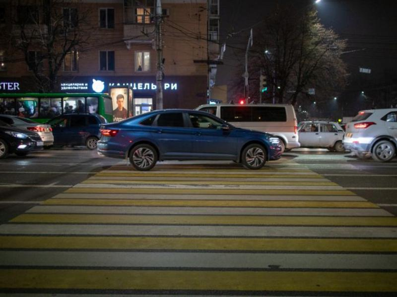 Воронежцам автоматически продлят срок действия водительских прав