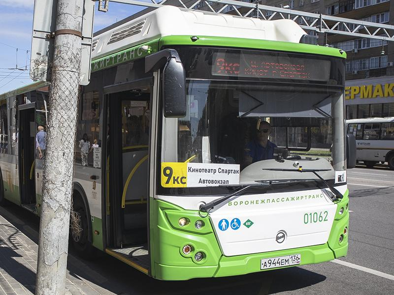 Часть пассажирских автобусов направили на нужды мобилизации в Воронеже