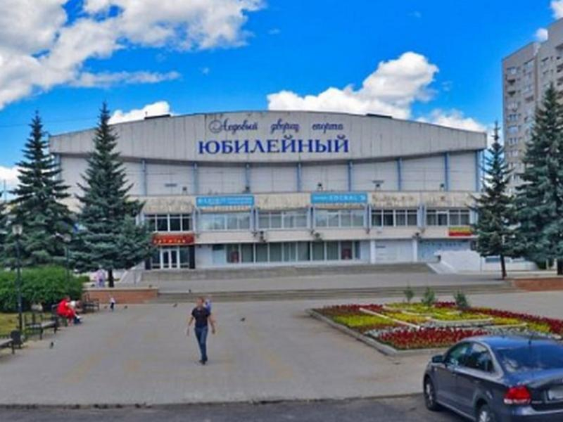 О масштабном обновлении «Юбилейного» за 100 млн рублей заявил мэр Воронежа