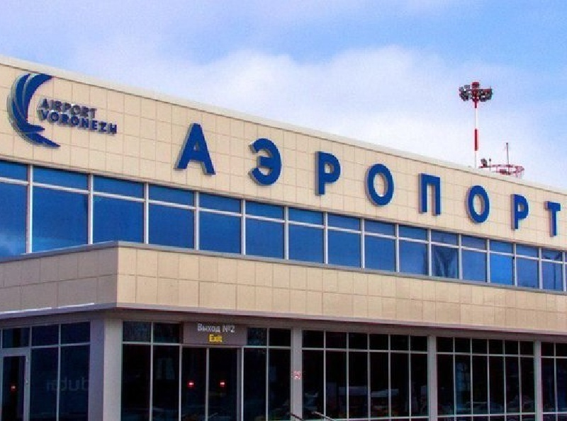 Тело 53-летнего мужчины нашли в Воронежском аэропорту