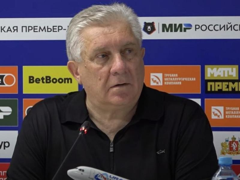 Новый главный тренер Ташуев рассказал, в какой футбол будет играть «Факел»
