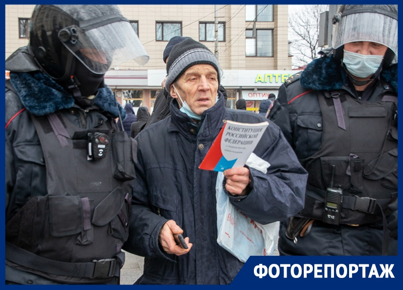 Дождь, снег и догонялки с полицией: как прошла вторая незаконная акция в Воронеже