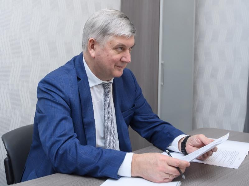 Сдержать рост тарифов на вывоз мусора за 115 млн рублей пообещал воронежский губернатор