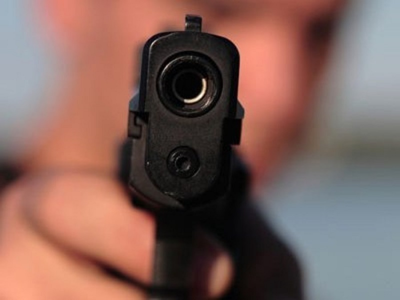 19-летнего парня расстрелял из пневматики отец подростка, прихватившего чужую сумку в Воронеже