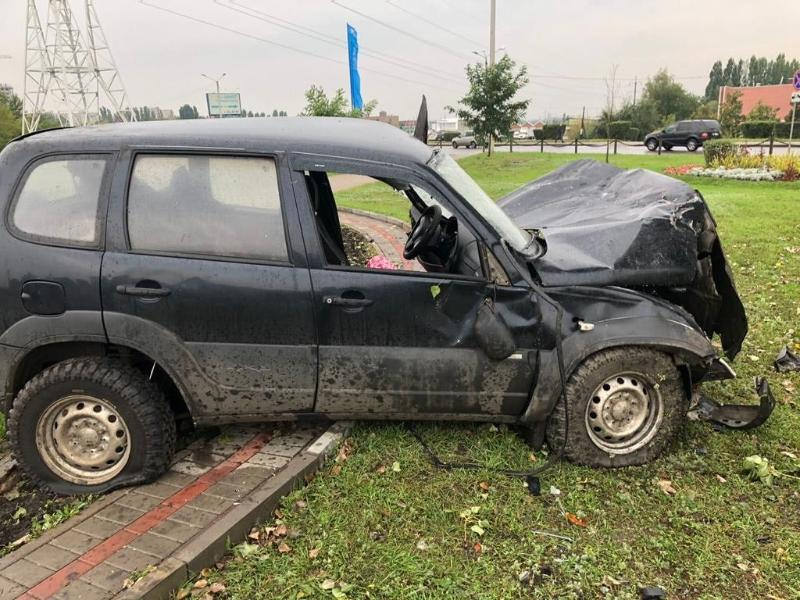 Автомобилист погиб в ДТП у воронежской больницы