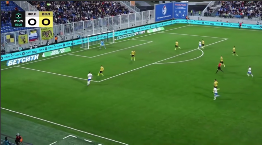 Сногсшибательный гол футболиста «Факела» Белайди Пуси стал лучшим в октябре