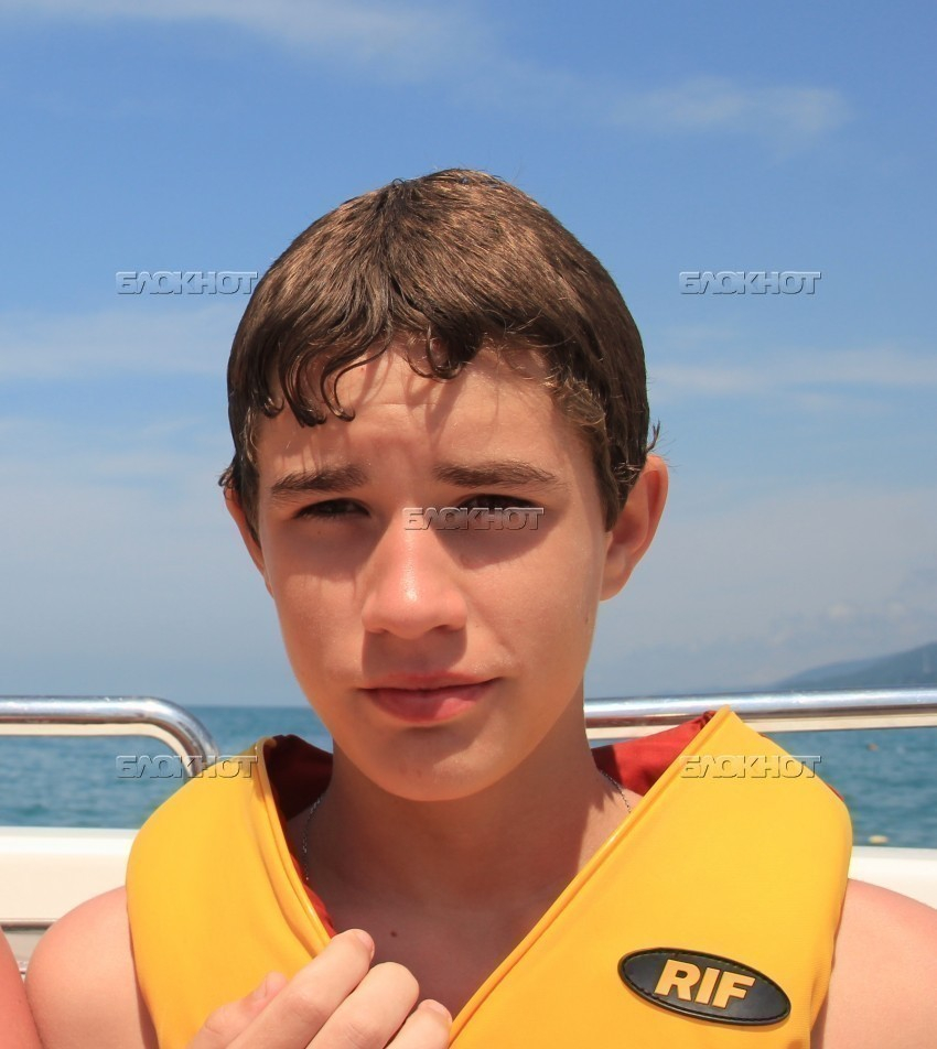 В Воронеже пропавшего 14-летнего подростка нашли через неделю на чердаке 