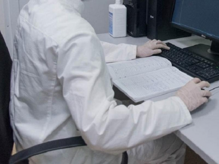 Просроченные лекарства использовали в платном медицинском центре в Воронеже 