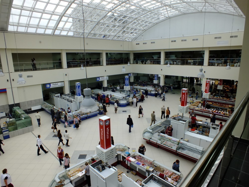 «У меня нет 12 тысяч рублей, чтобы каждый месяц платить за место» - торговцы о Центральном рынке Воронежа после реконструкции