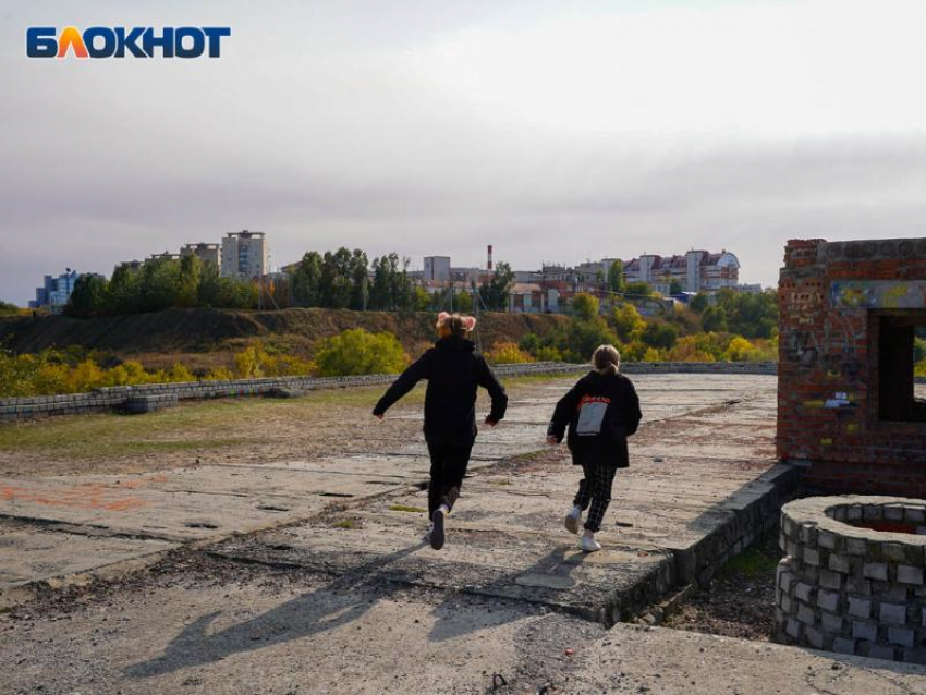 Власти призвали жителей Воронежской области проверить детей на причастность к ЧВК «Рёдан"